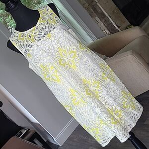 Weston sz M lemon lace overlay dress